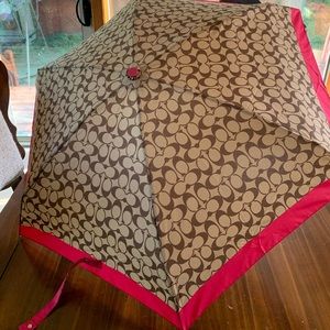 NWOT coach purse size umbrella